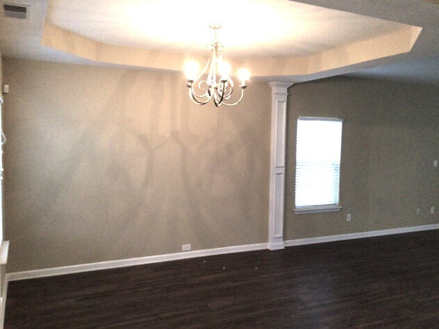 Building Photo - 2524 Ingleside Dr