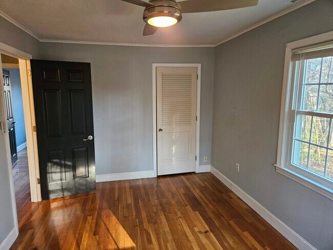 Building Photo - 38 Piscataqua Rd