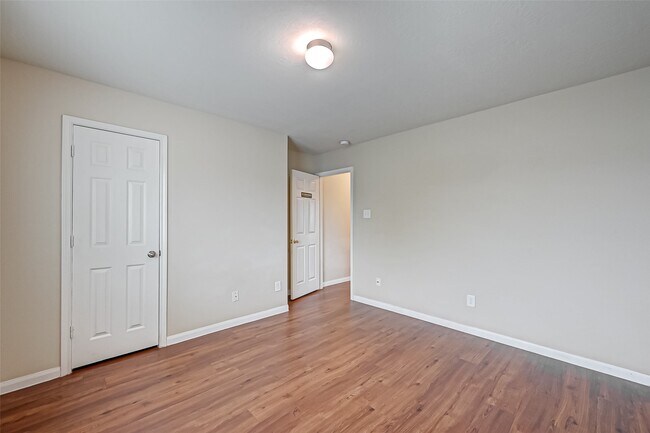 Building Photo - 838 Darbydale Crossing Ln