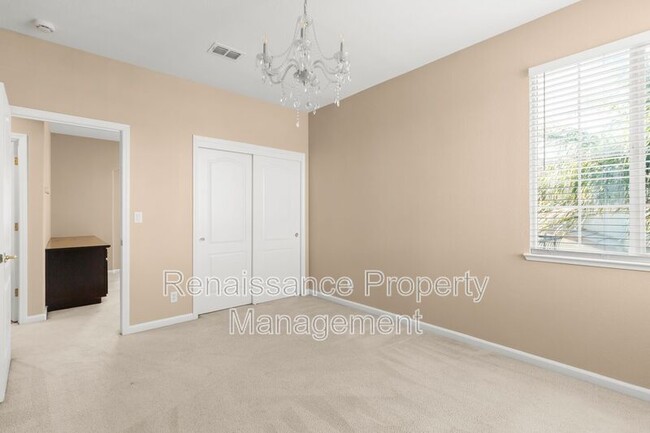 Building Photo - 120 Nabor Ct