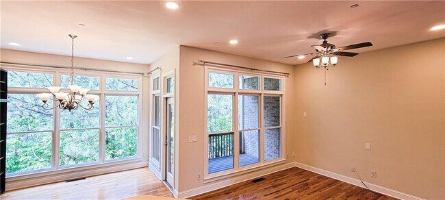 Building Photo - 1288 Creekside Terrace SE