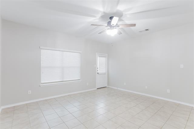 Building Photo - 1213 Basswood Ln