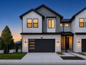 Building Photo - 6760 S 300 E