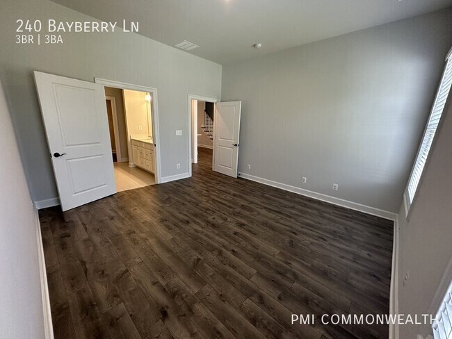 Building Photo - 240 Bayberry Ln