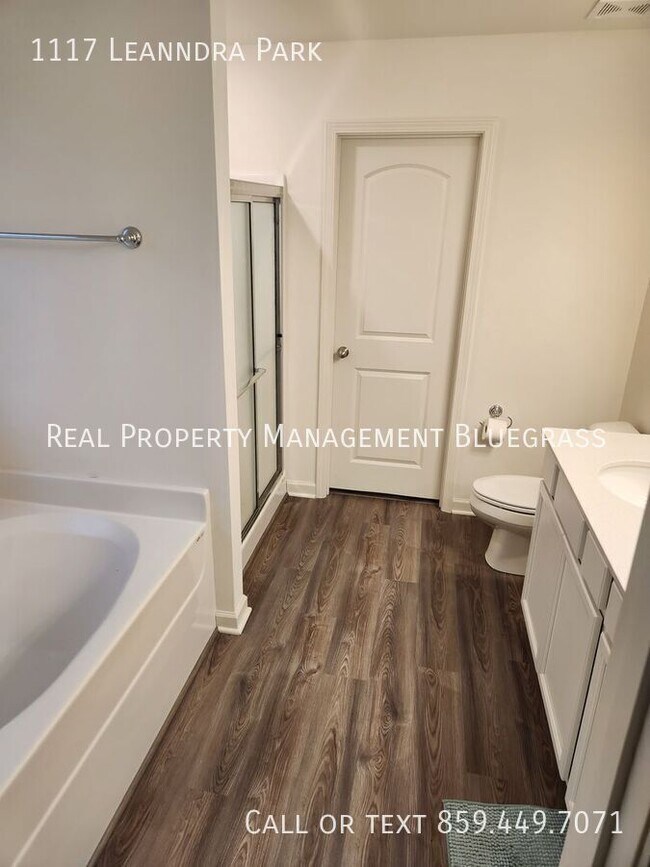 Building Photo - 1117 Leanndra Pk