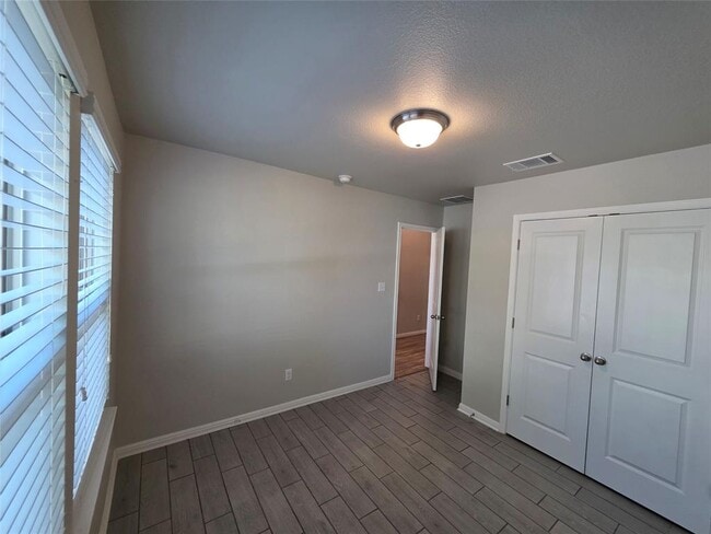 Building Photo - 19024 Kimberlite Dr