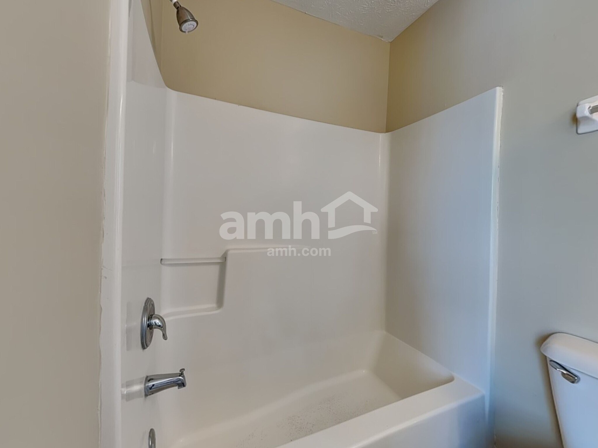 Building Photo - 530 Delaware Crossing