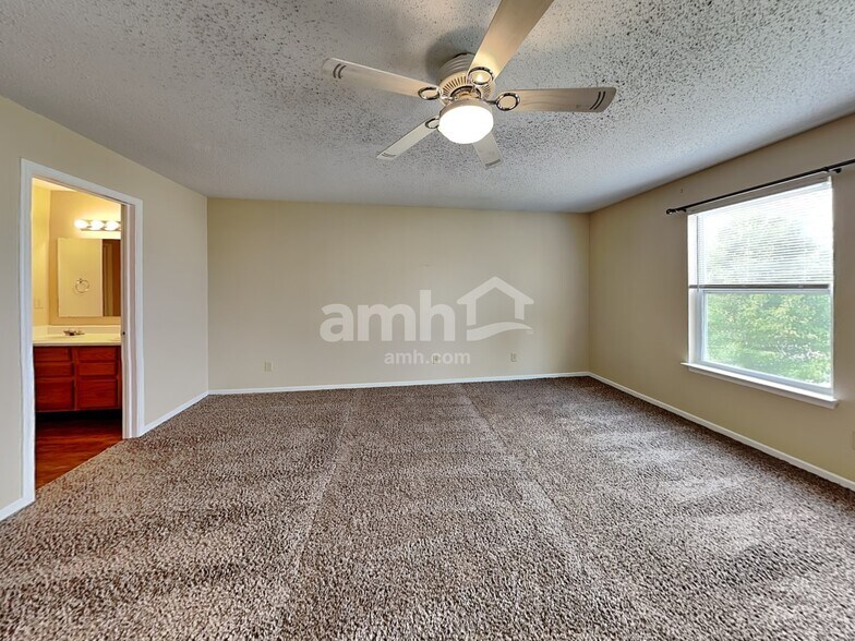 Building Photo - 6627 W Jefferson Ct