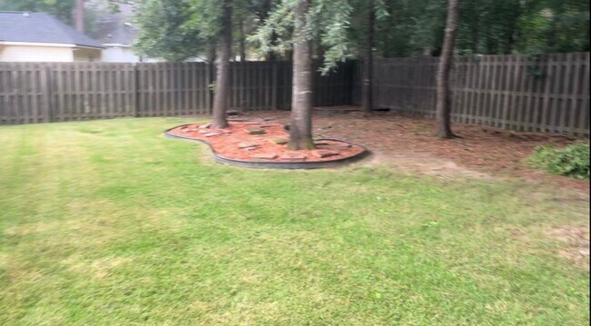 Building Photo - Available Now In Riverwood Plantation!