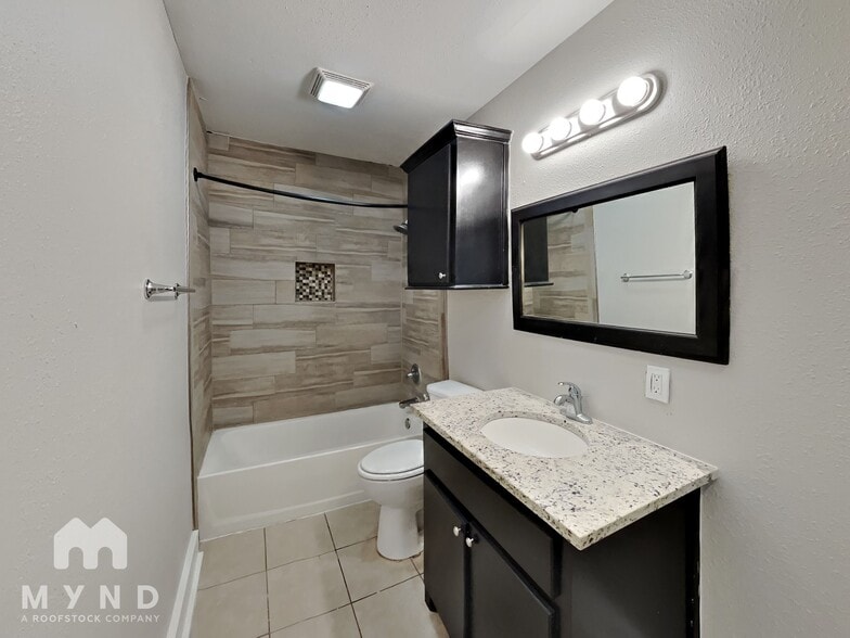 Building Photo - 2208 Avenue U B Ave