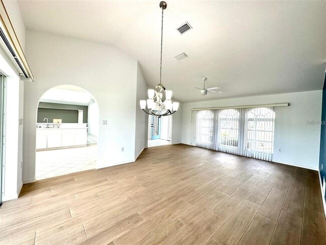 Building Photo - 2169 Onondaga Ln