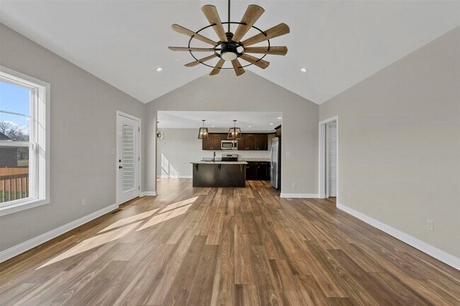 Building Photo - 148 Hillridge Ct