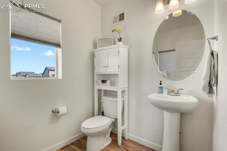 Half-Bath, 2nd Floor - 9642 Timberlake Loop