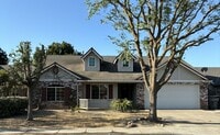 Building Photo - 3 Bedroom 2 Bath Home