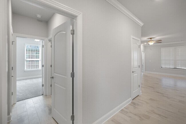 Building Photo - 500 Piper Ln