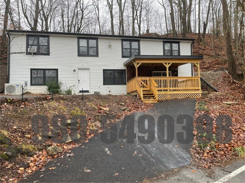 Primary Photo - 416 Old Beason Well Rd