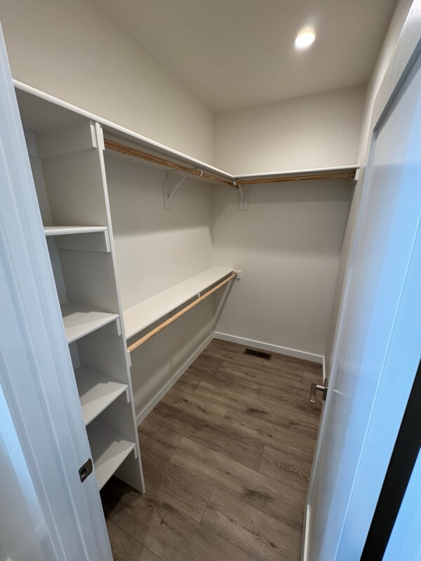 Building Photo - 611 Companion Wy