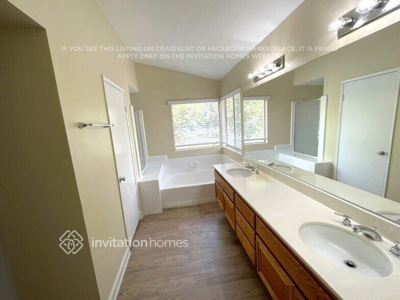 Building Photo - 22790 Downing St