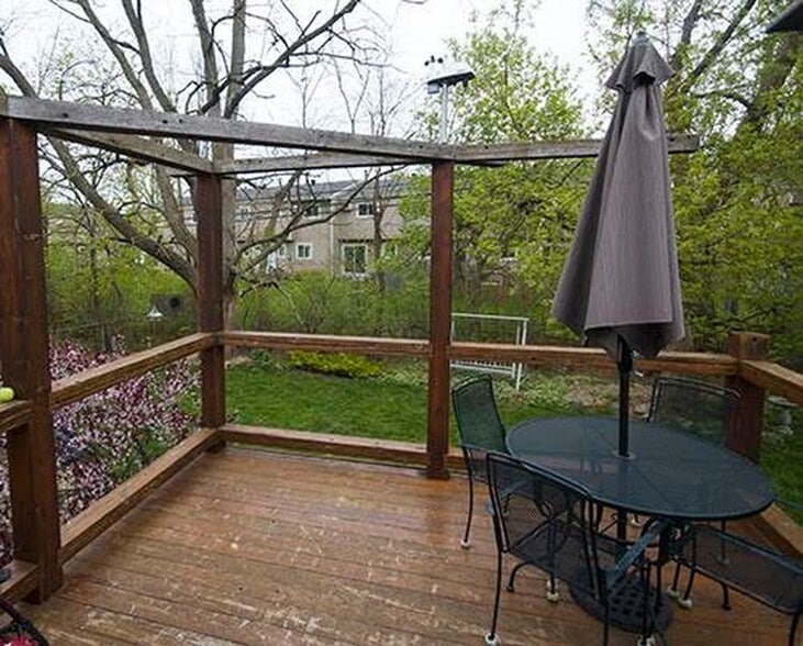 Building Photo - 2169 Hemlock Dr