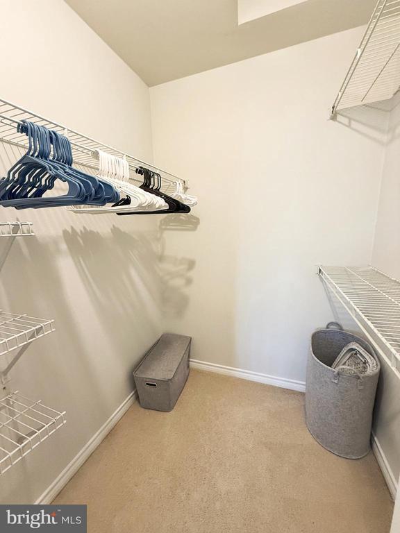 Building Photo - 1532 Lincoln Way