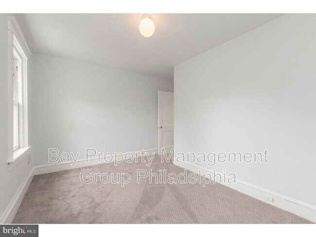 Building Photo - 501 E Mt Airy Ave