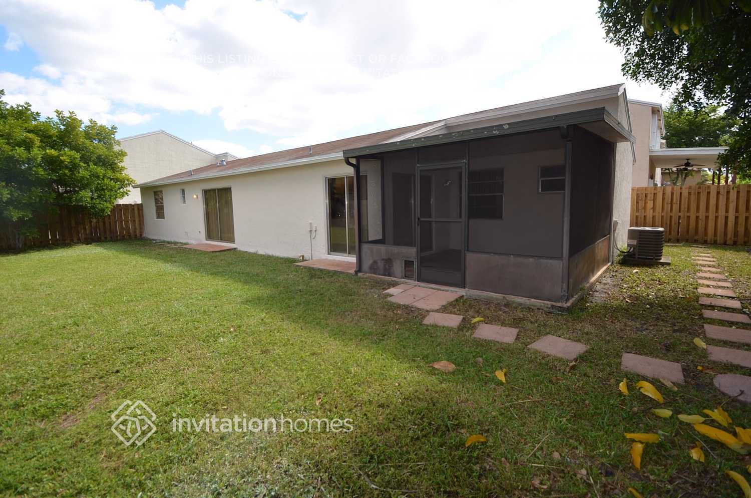 Building Photo - 19226 NW 82nd Cir Ct