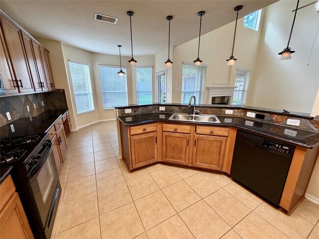 Building Photo - 25206 Auburn Terrace Dr