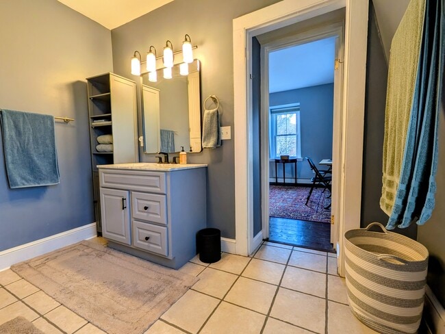 Building Photo - 34 West St