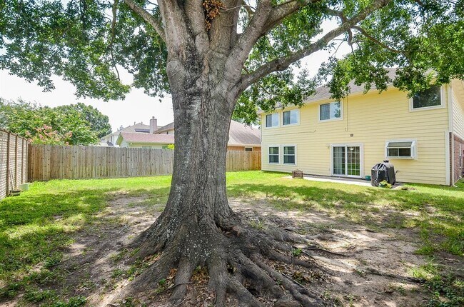 Building Photo - 15018 Moss Boulder Ct