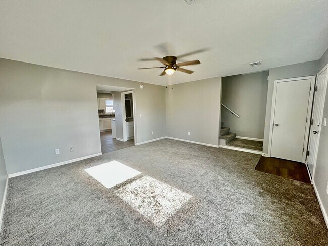 Building Photo - Modern 3BR Apartment in Richmond!