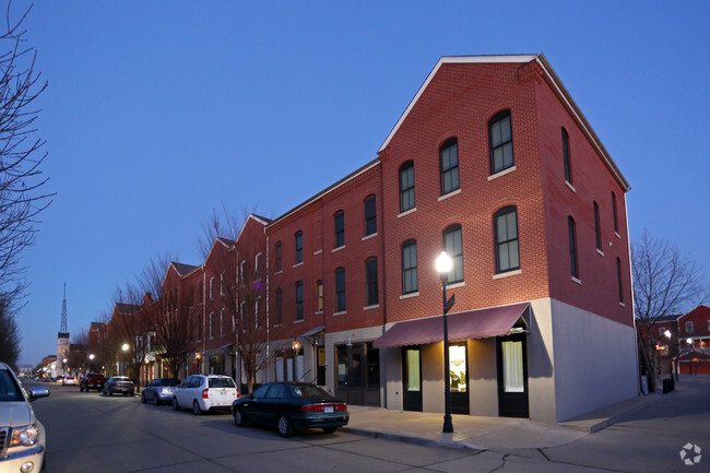 Primary Photo - New Town Portfolio