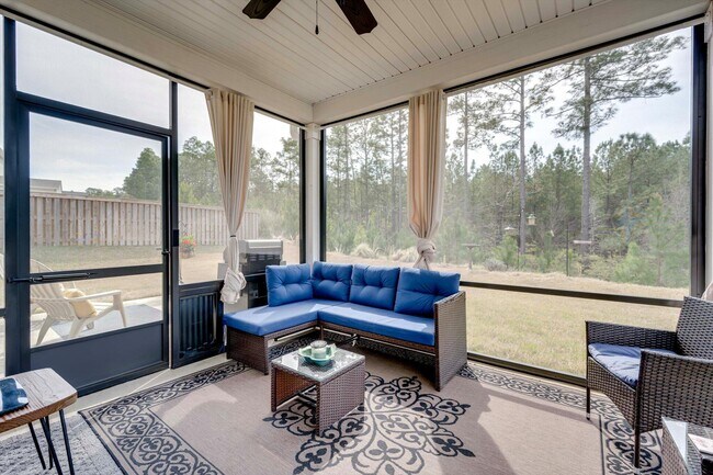 Building Photo - 6170 High Top Ln