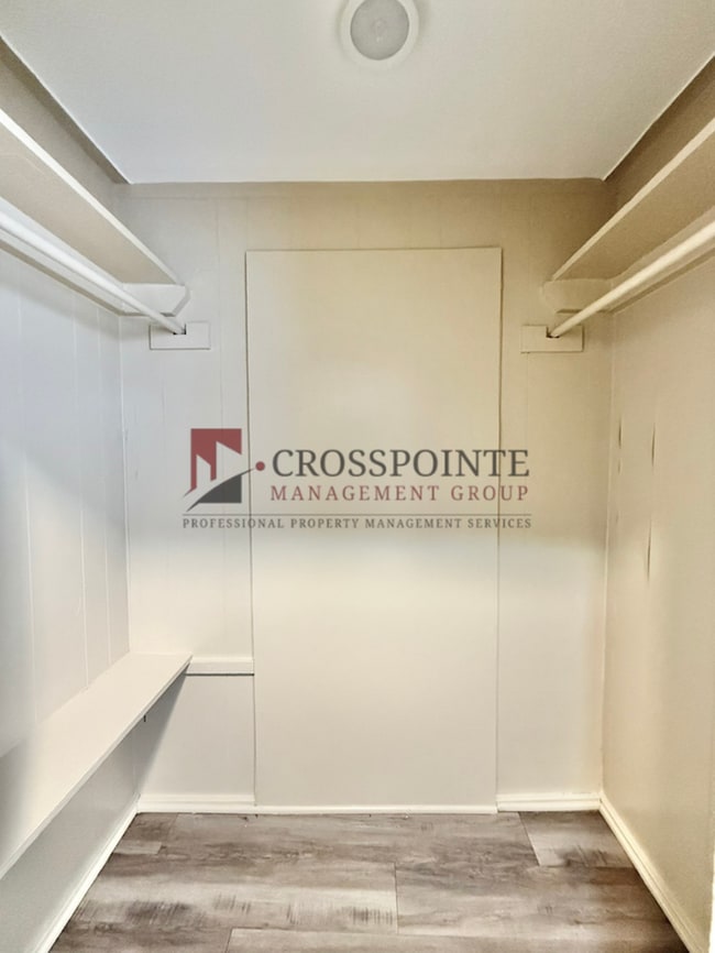 Building Photo - Tour Today! 1 Bedroom 1 Bathroom in Tyler!