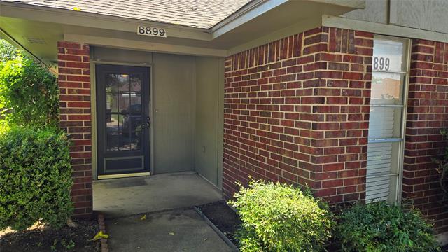Building Photo - 8899 Marilyn Dr