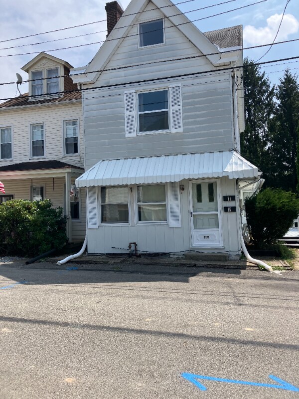 Building Photo - 108 Park St