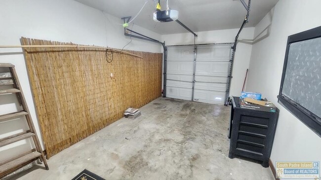 Building Photo - 1211 Palo Blanco Dr
