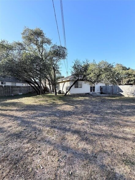 Building Photo - 8621 Talyne Chaise Cir