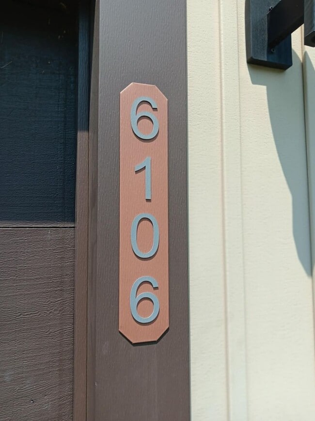 Building Photo - Valley Brook Community
