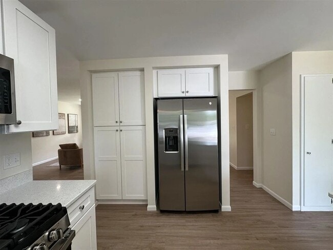 Building Photo - 3006 Stanford Ave