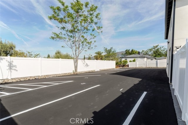 Building Photo - 10421 Pinyon Ave