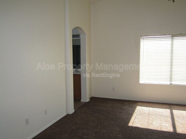 Building Photo - 18671 N Madison Rd