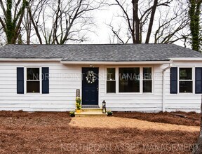 Building Photo - Welcome to this charming 3-bedroom, 1-bath...
