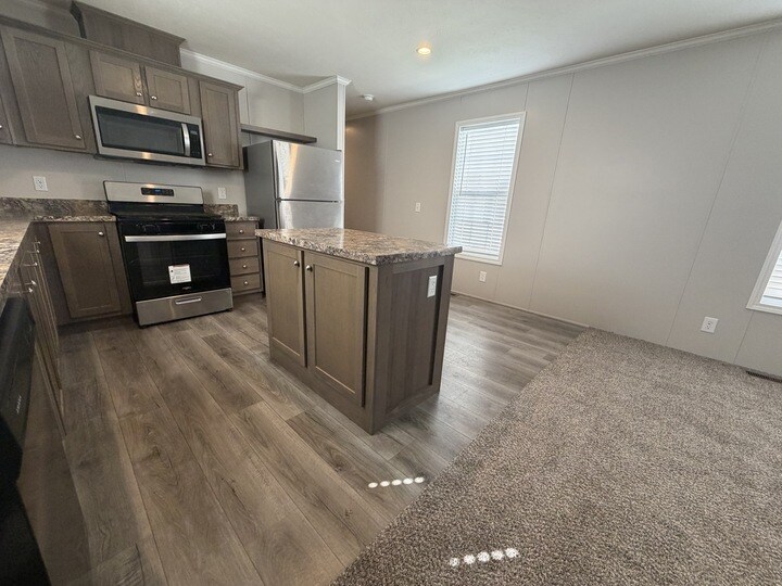 Building Photo - 38056 Johannes Dr