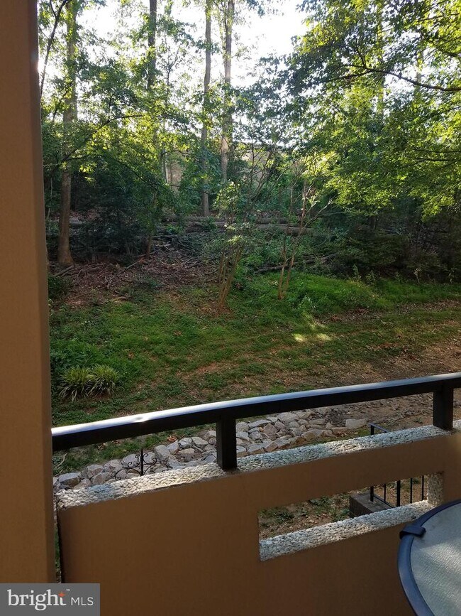 Building Photo - 1808 Old Meadow Rd