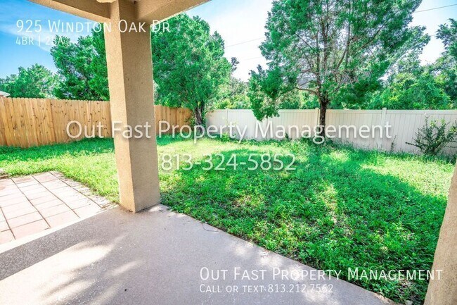 Building Photo - 925 Windton Oak Dr