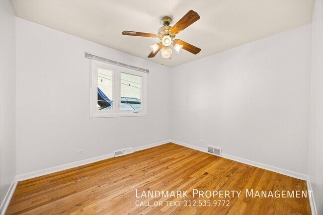 Building Photo - 3109 Grove Ave