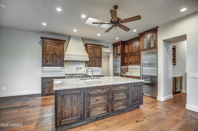 Building Photo - 9671 E Monument Dr