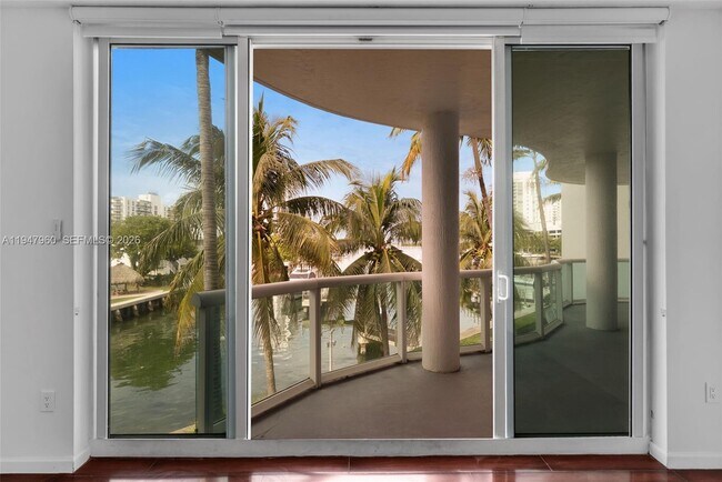 Building Photo - 7914 Harbor Island Dr