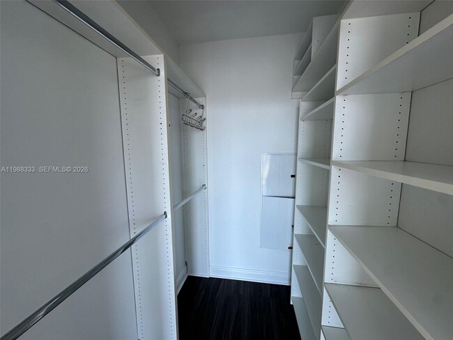 Building Photo - 185 SW 7th St