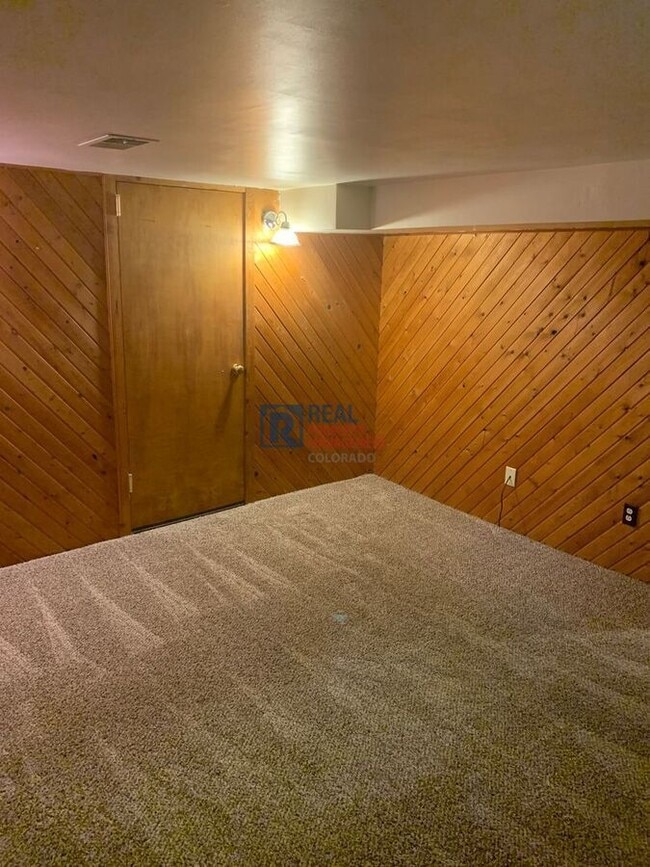 Building Photo - 1531 9th Ave